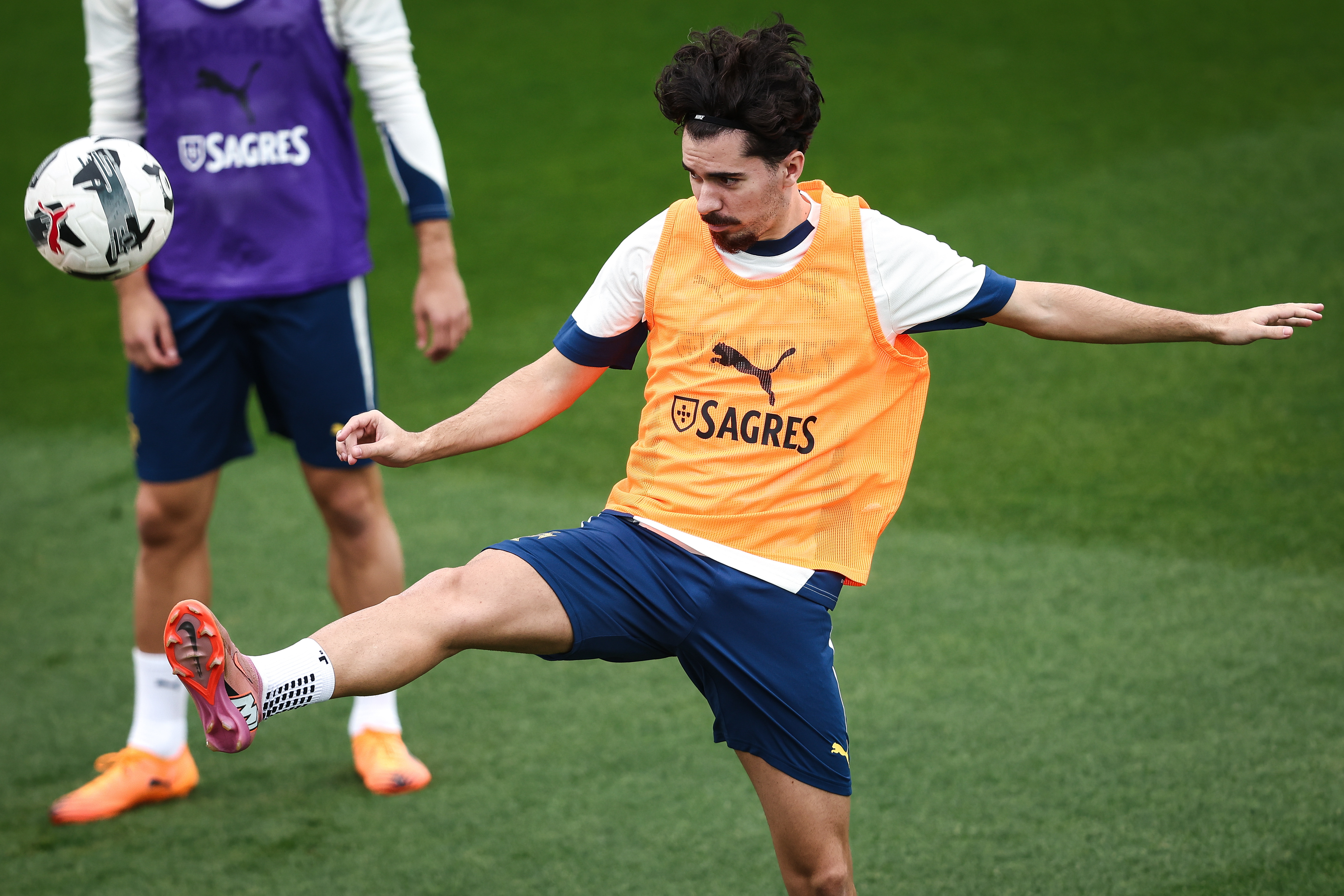 葡萄牙体育防线松动备战CBA季后赛马德里竞技迎葡超关键赛，北京首钢清晨单刀错失看傻球迷的简单介绍