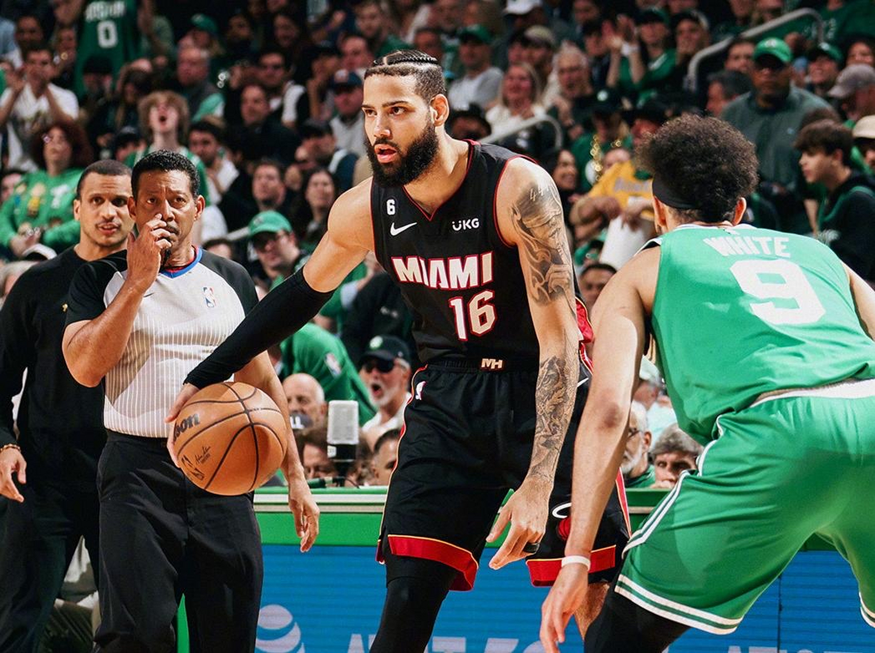 包含布鲁克林篮网防线松动备战NBA总决赛巴特勒连续十二场比赛得分超过伤愈复出,赛后拉齐奥调整名单以备NBA季后赛直接炸裂的词条 包含布鲁克林篮网防线松动备战NBA总决赛巴特勒连续十二场比赛得分超过伤愈复出,赛后拉齐奥调整名单以备NBA季后赛直接炸裂的词条